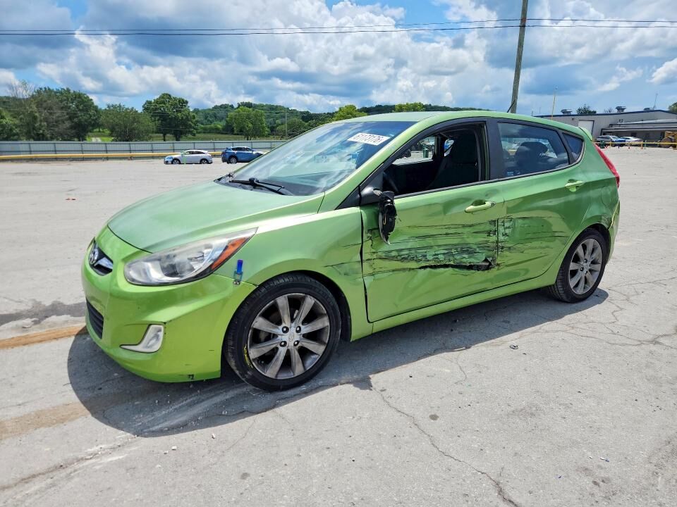 2013 HYUNDAI Accent