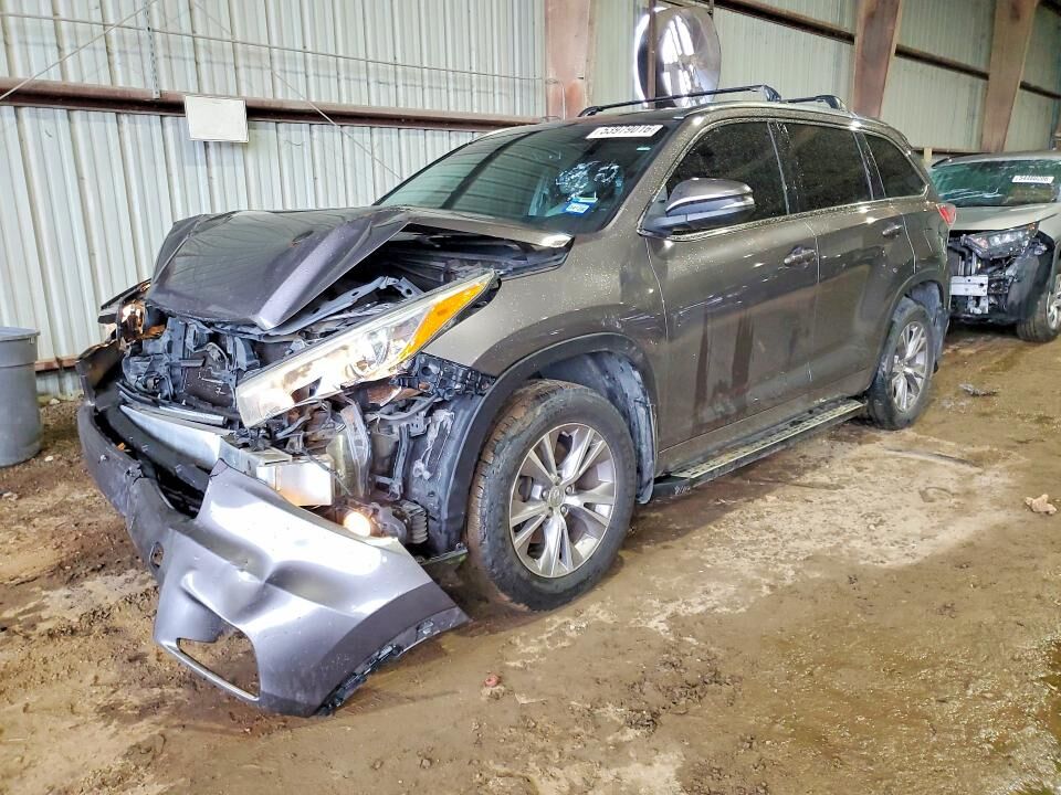 2015 TOYOTA Highlander