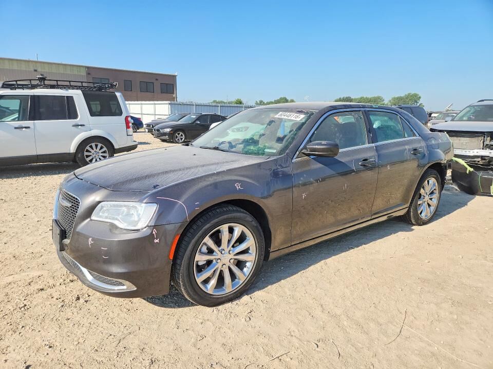 2017 CHRYSLER 300