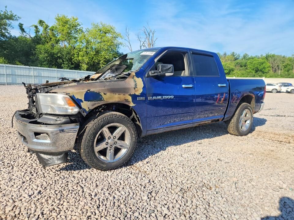 2011 DODGE Ram