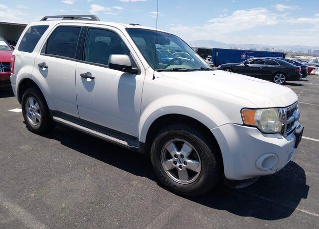 2009 FORD Escape