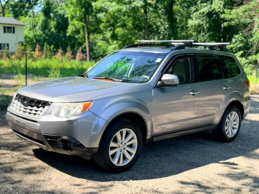 2011 SUBARU Forester