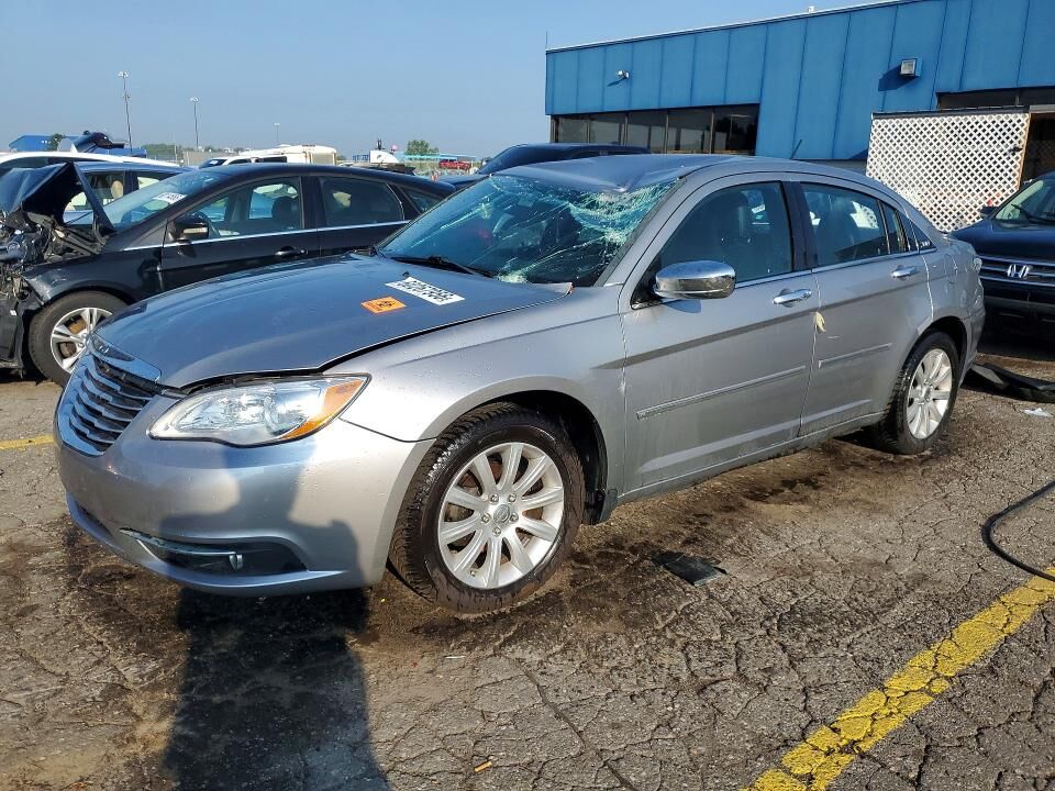 2014 CHRYSLER 200