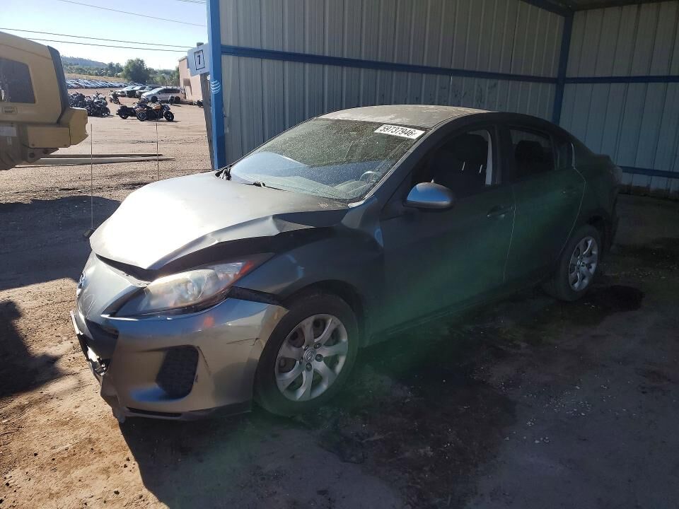 2013 MAZDA Mazda3