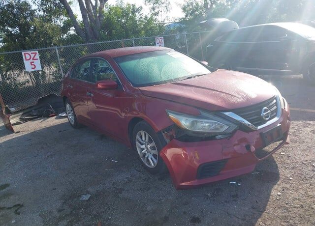 2017 NISSAN Altima