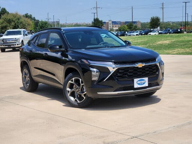 2024 CHEVROLET Trax