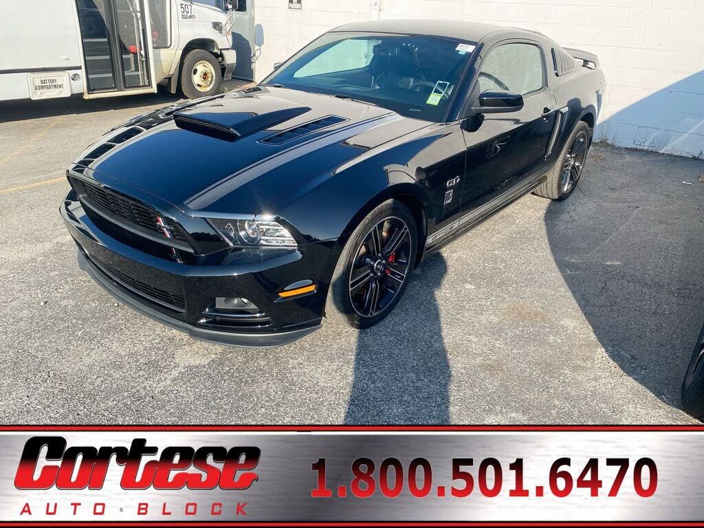 2014 FORD Mustang