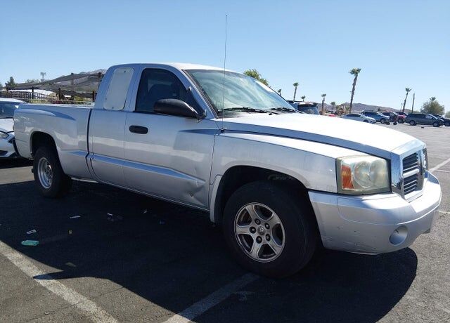 2006 DODGE Dakota