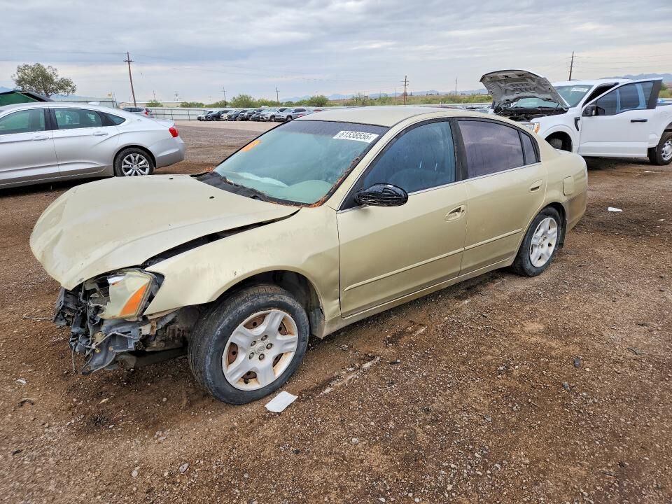 2004 NISSAN Altima