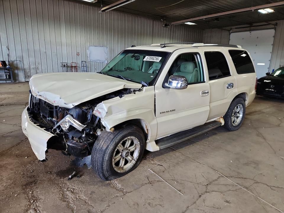 2004 CADILLAC Escalade