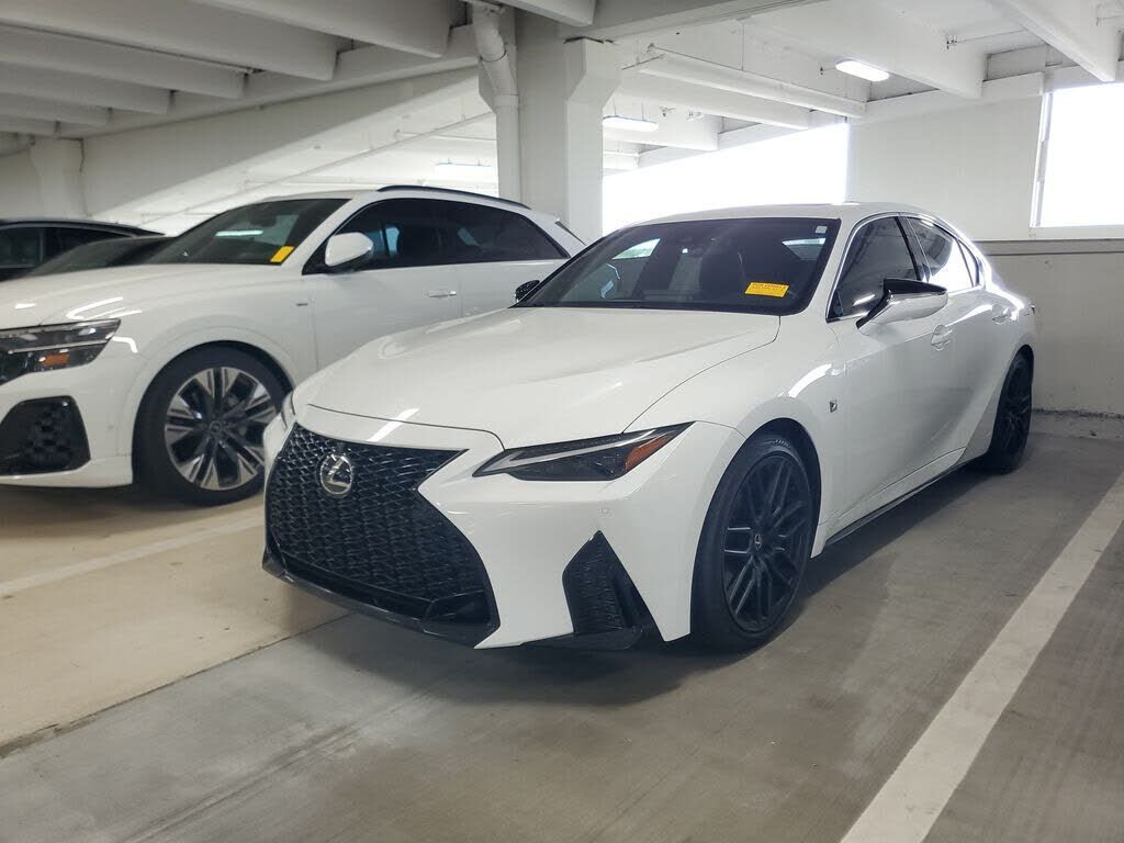 2023 LEXUS IS