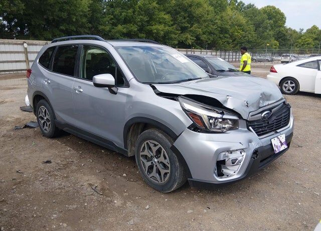 2019 SUBARU Forester