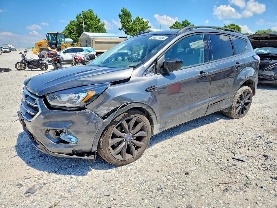 2017 FORD Escape