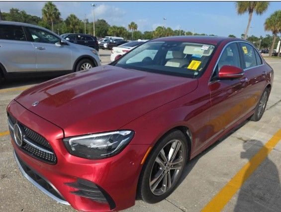 2022 MERCEDES-BENZ E-Class