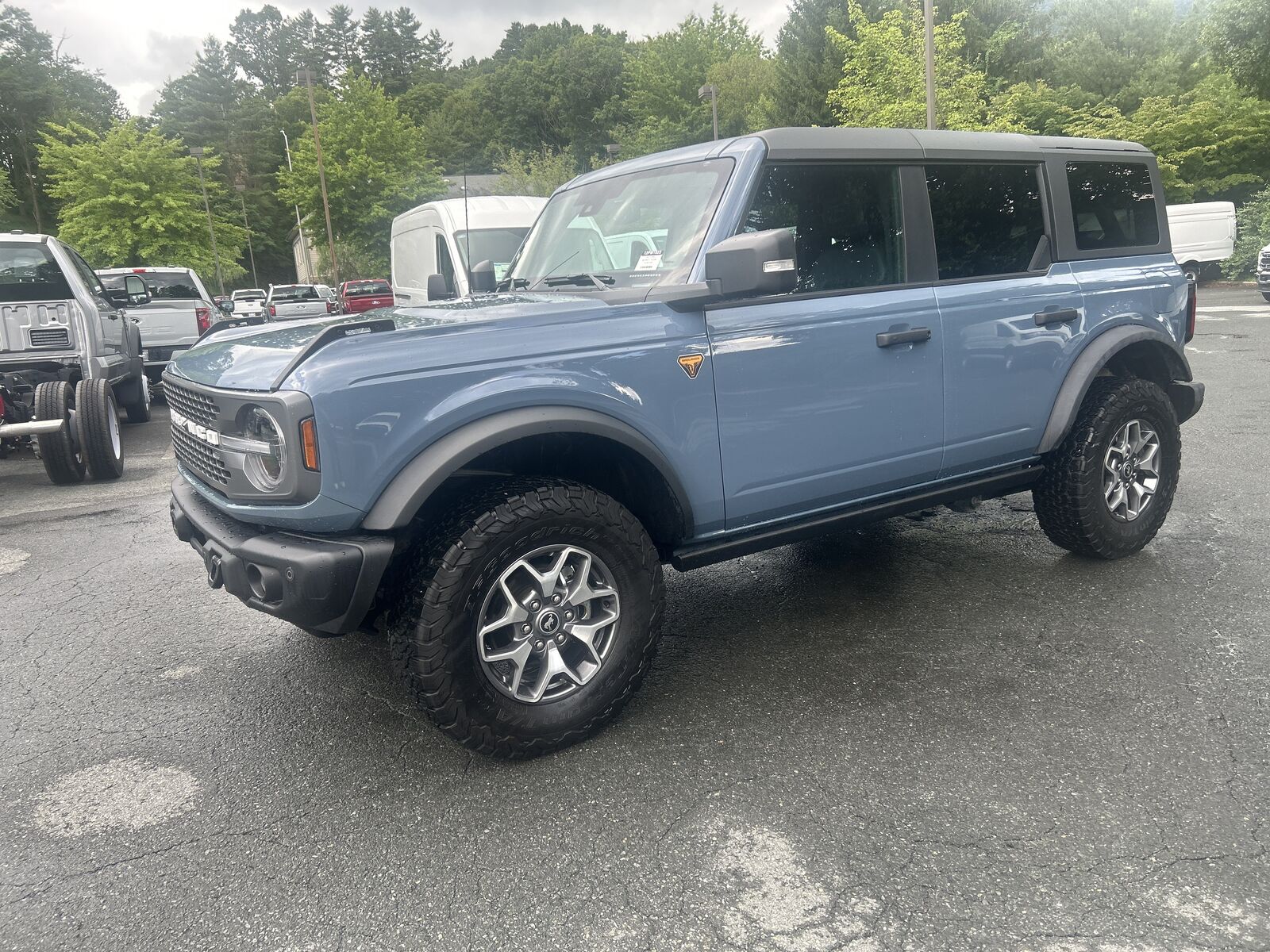 2025 FORD Bronco