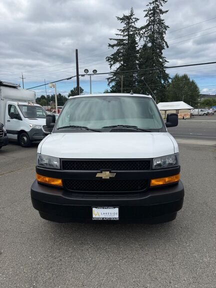2021 CHEVROLET Express