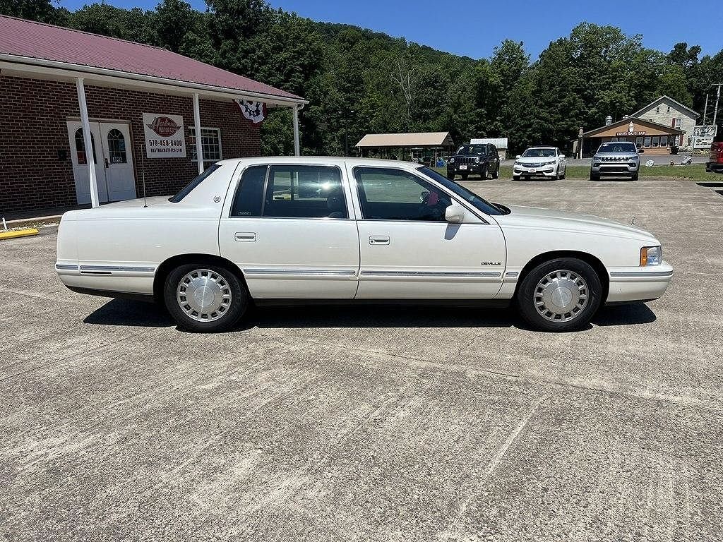 1999 CADILLAC Deville