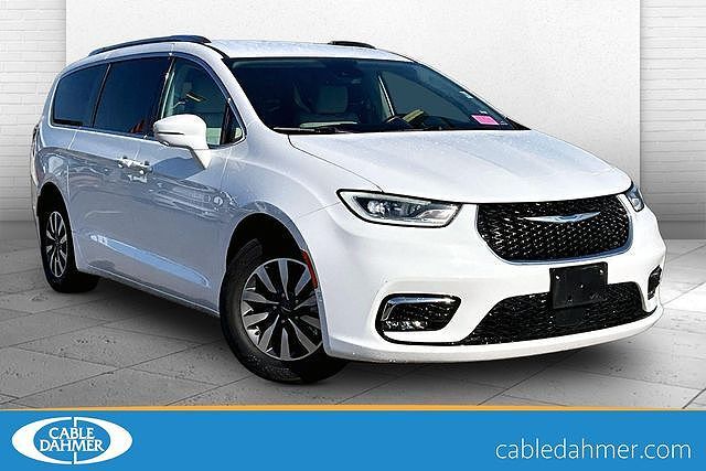 2021 CHRYSLER Pacifica