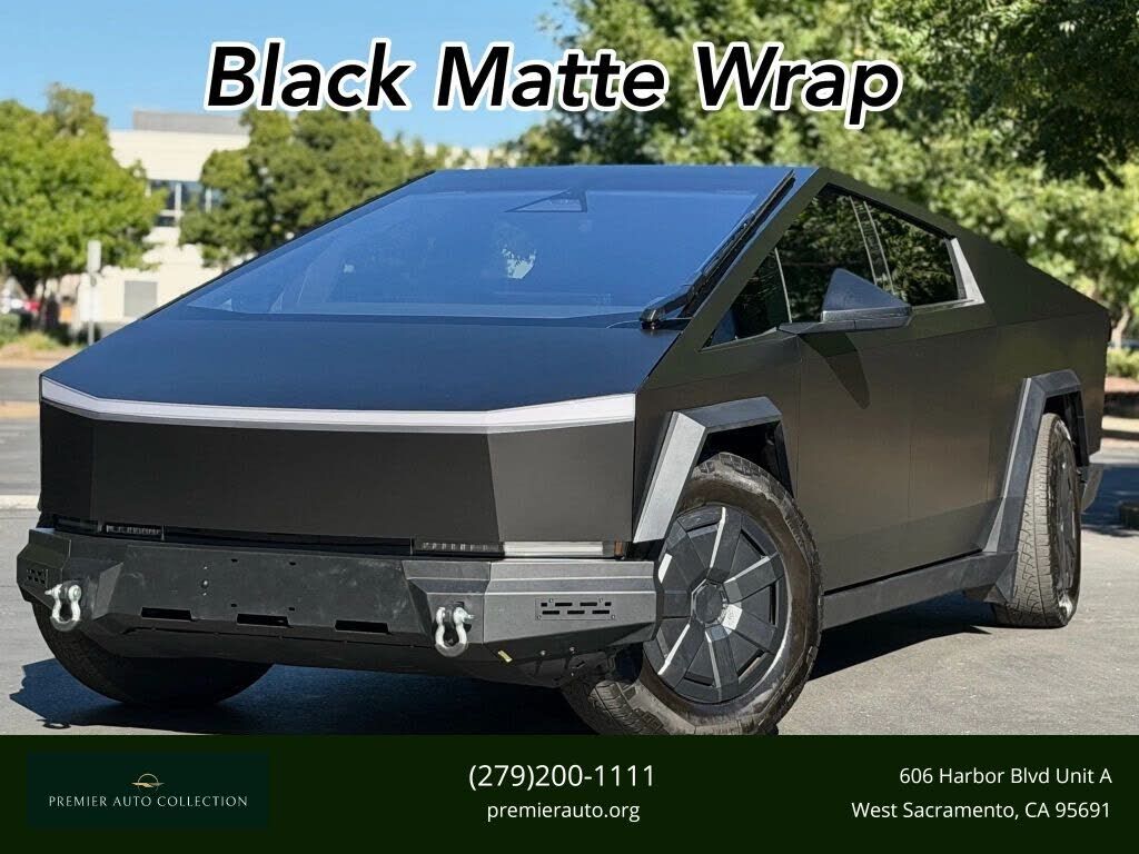 2024 TESLA Cybertruck