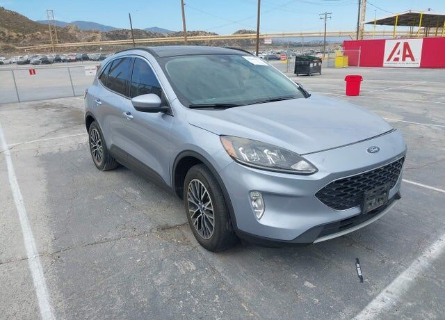 2022 FORD Escape
