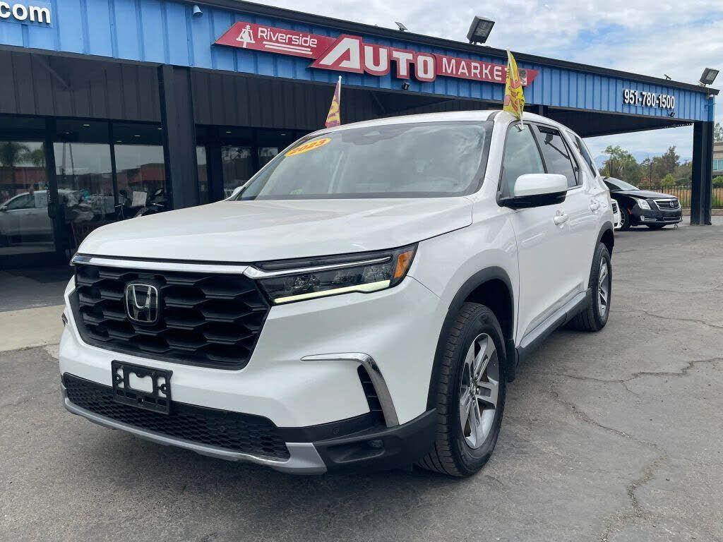 2023 HONDA Pilot