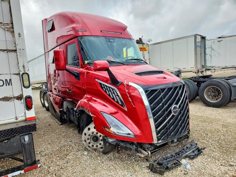 2025 VOLVO TRUCK VNL