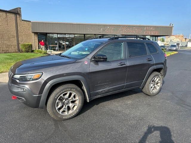 2022 JEEP Cherokee