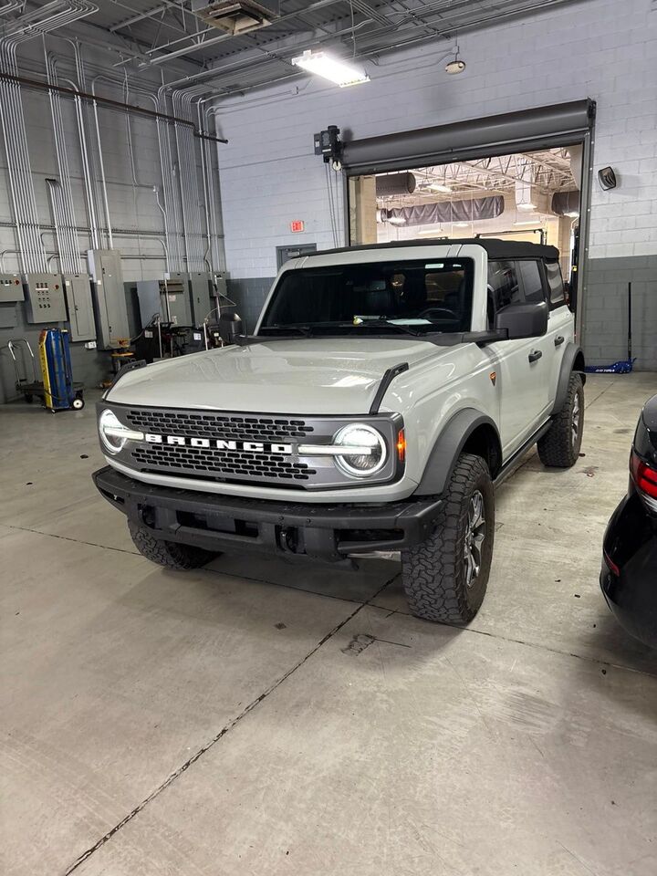 2021 FORD Bronco