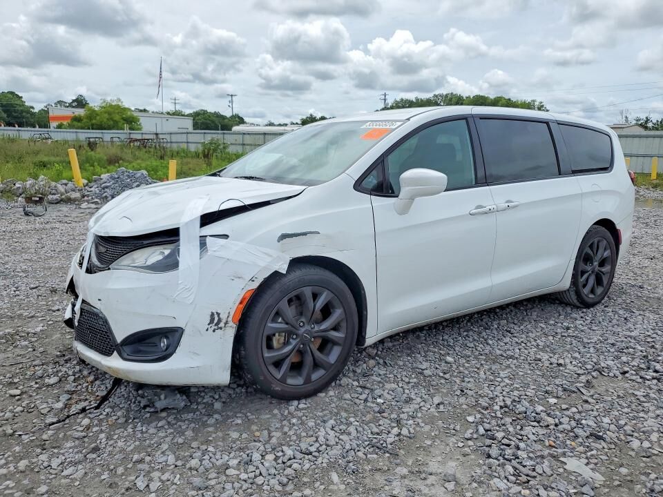 2019 CHRYSLER Pacifica