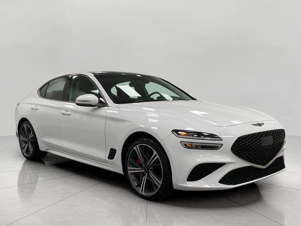 2025 GENESIS G70