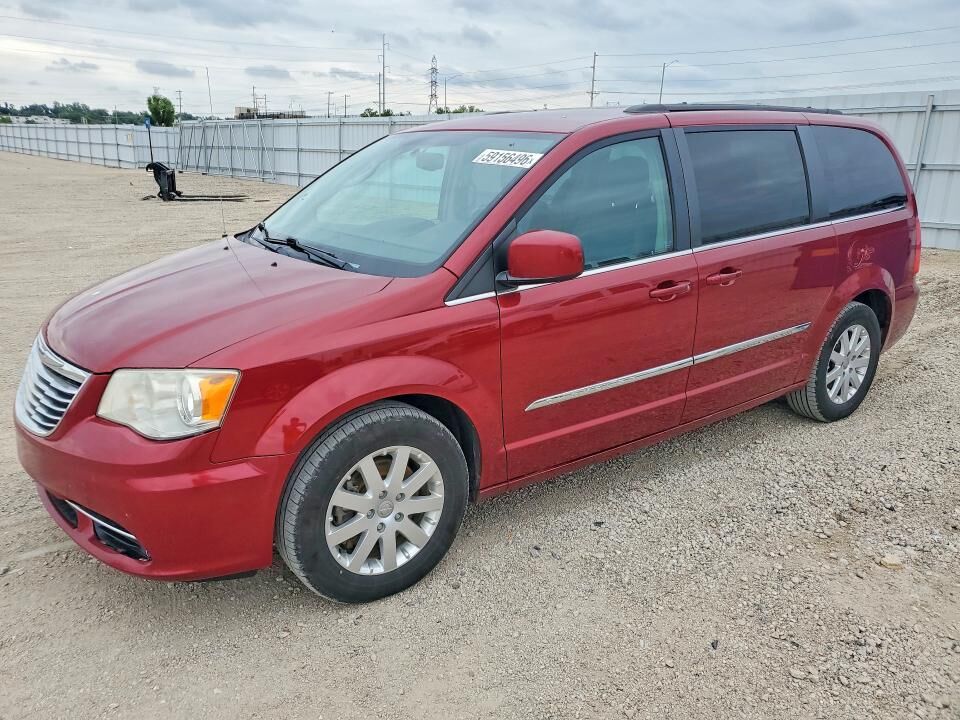 2014 CHRYSLER Town and Country
