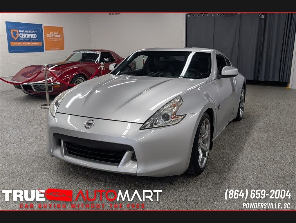 2011 NISSAN 370Z