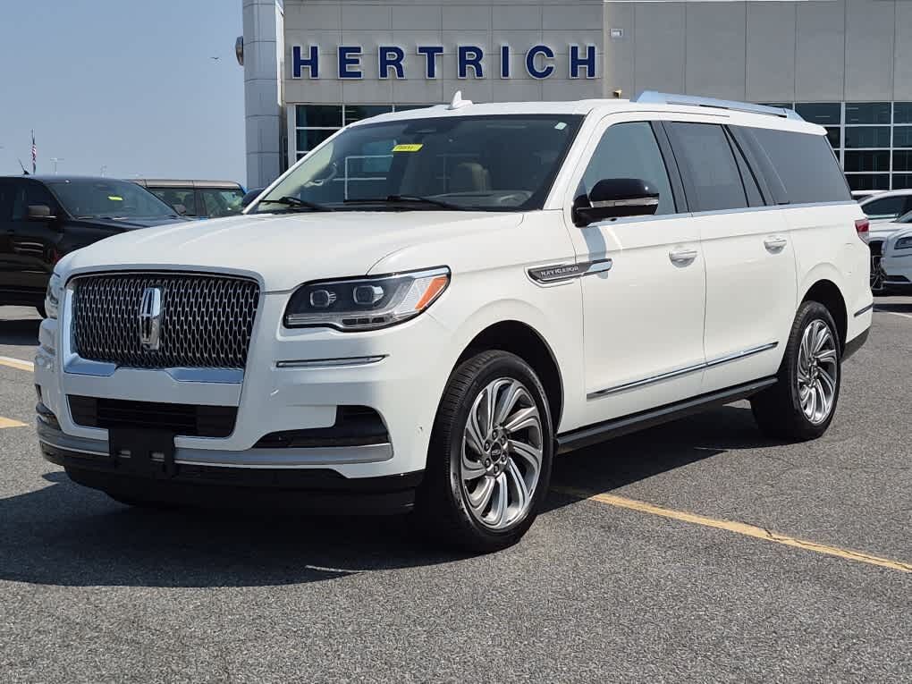 2022 LINCOLN Navigator L