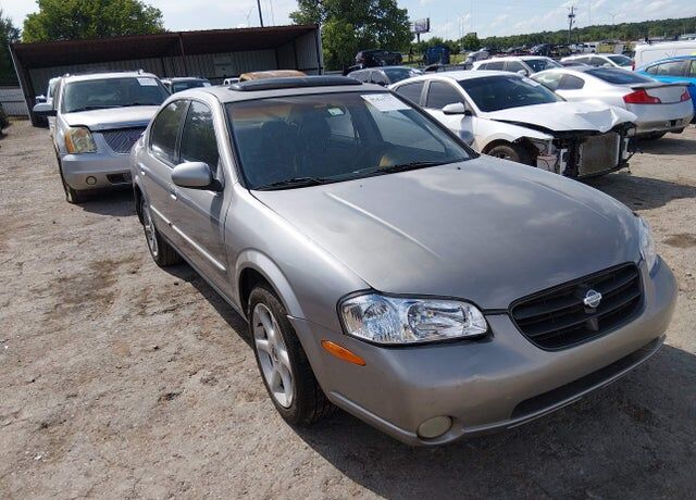 2000 NISSAN Maxima