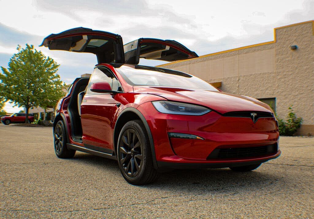 2023 TESLA Model X