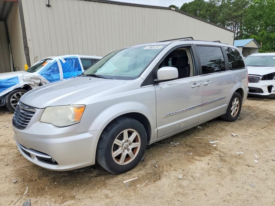 2011 CHRYSLER Town and Country