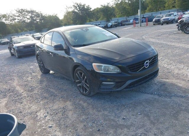 2017 VOLVO S60