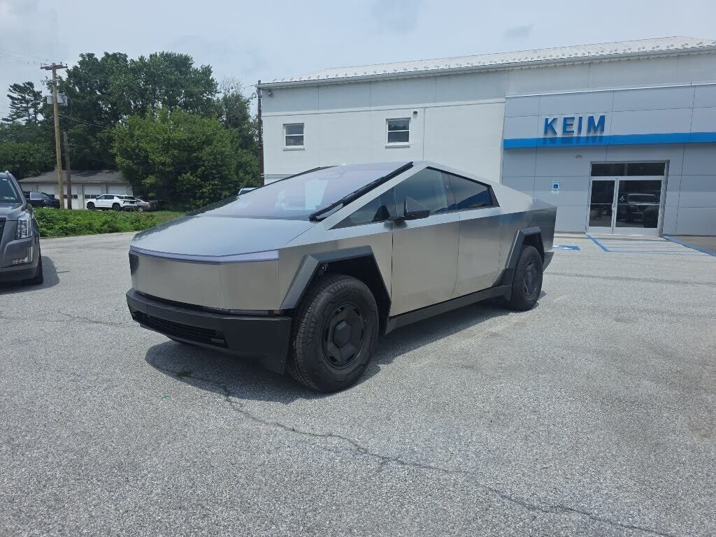 2026 TESLA Cybertruck