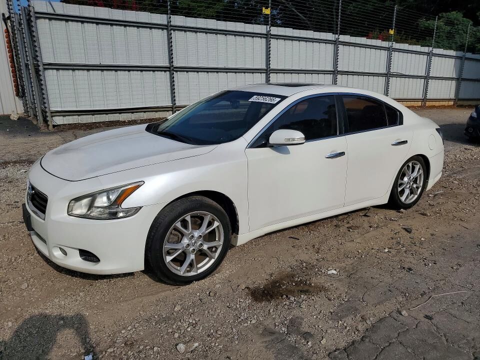 2014 NISSAN Maxima