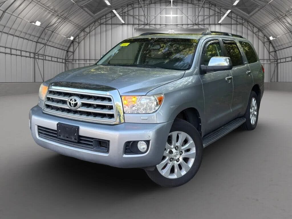 2012 TOYOTA Sequoia