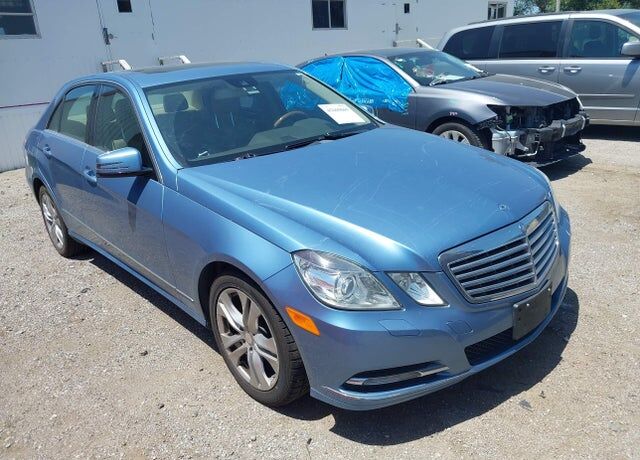 2011 MERCEDES-BENZ E-Class