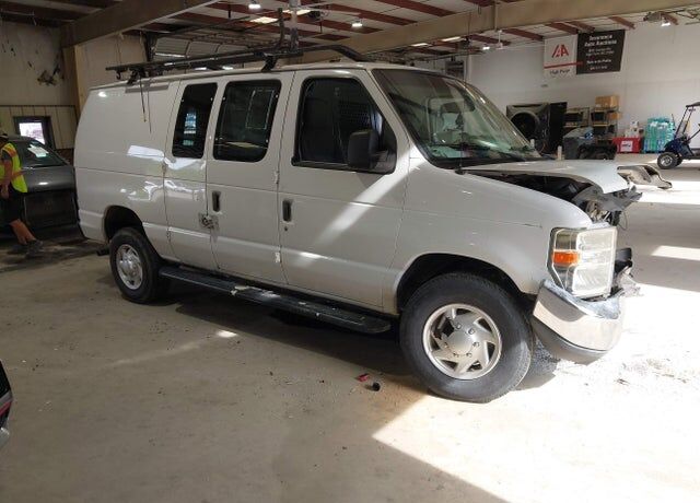 2012 FORD E-250