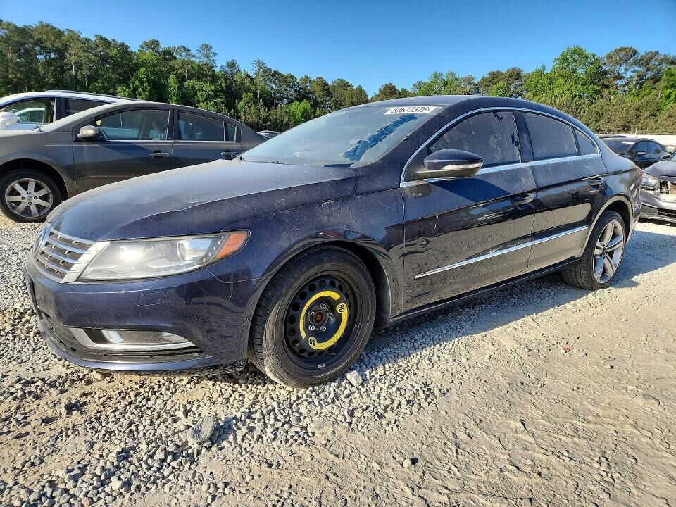 2013 VOLKSWAGEN Passat