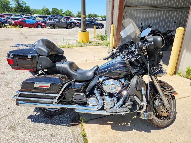 2013 HARLEY-DAVIDSON Electra Glide Ultra Limited Shrine
