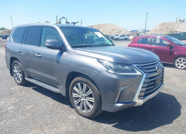2017 LEXUS LX