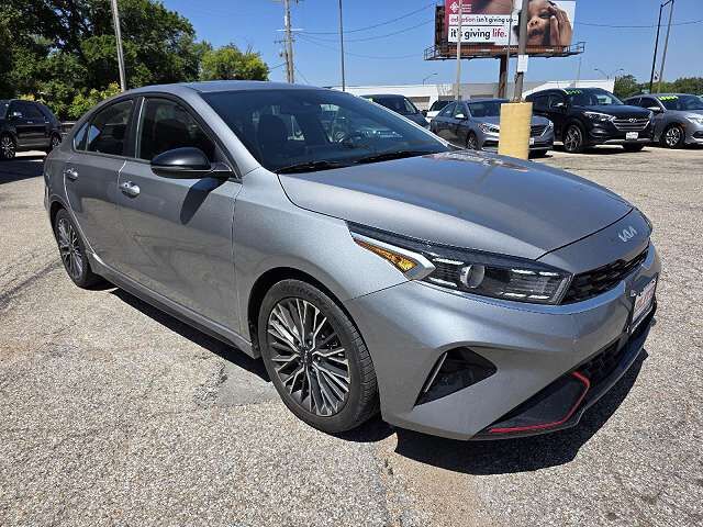 2023 KIA Forte