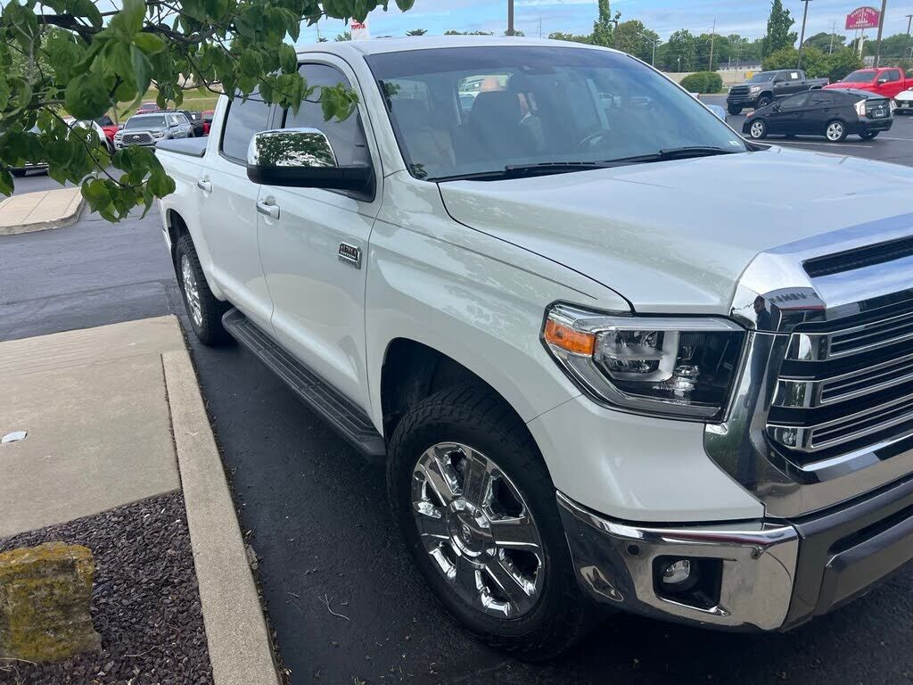 2021 TOYOTA Tundra