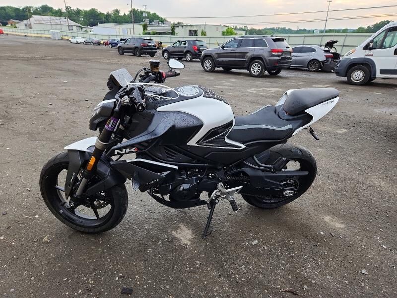 2024 CFMOTO 450NK