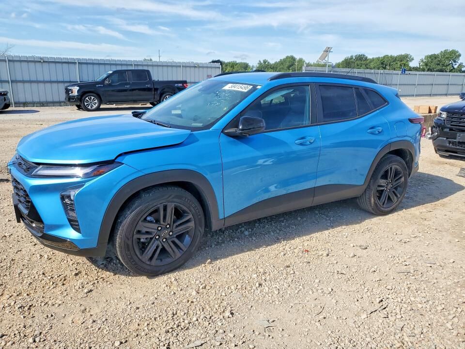 2025 CHEVROLET Trax