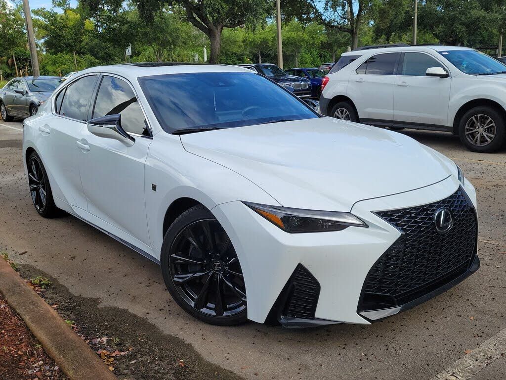 2024 LEXUS IS